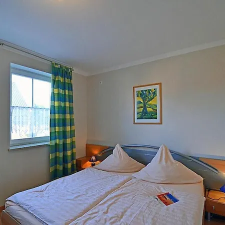 In With Swimming Pool *